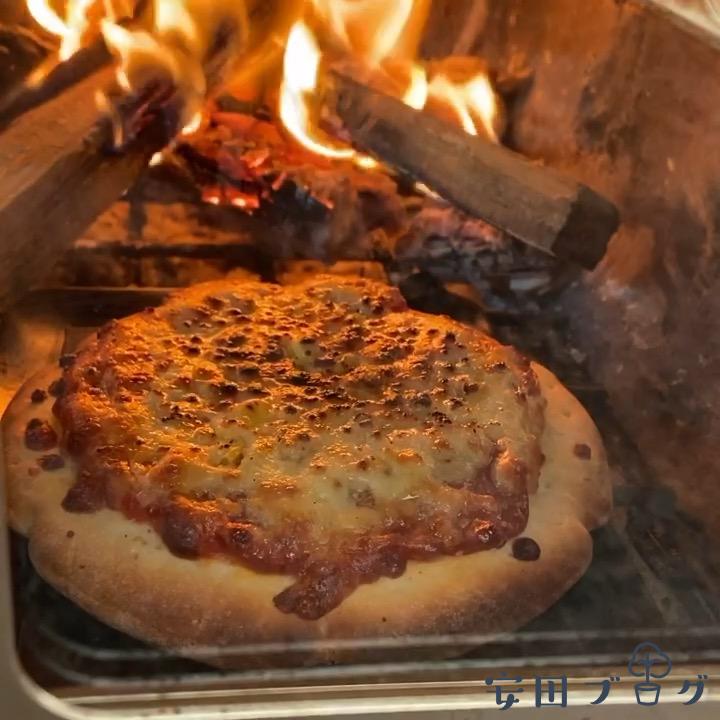 薪ストーブ ピザ