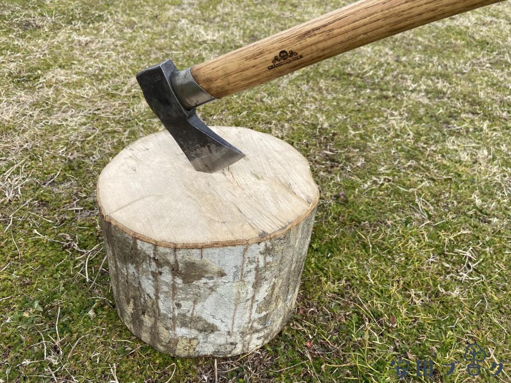 薪割り台　斧
